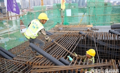 组图丨南充顺庆:省级重点基础设施建设假期"不打烊"
